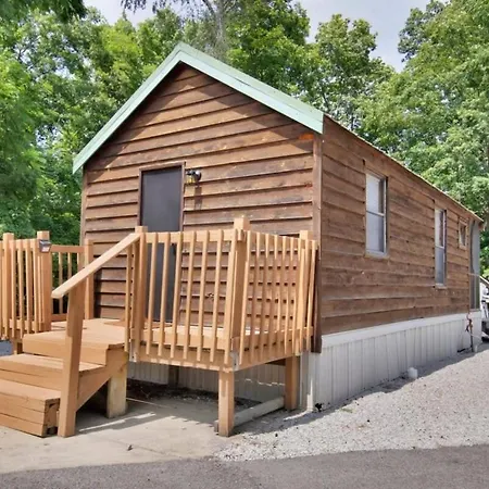 Charming Log Cabin In Bloomington Exterior photo