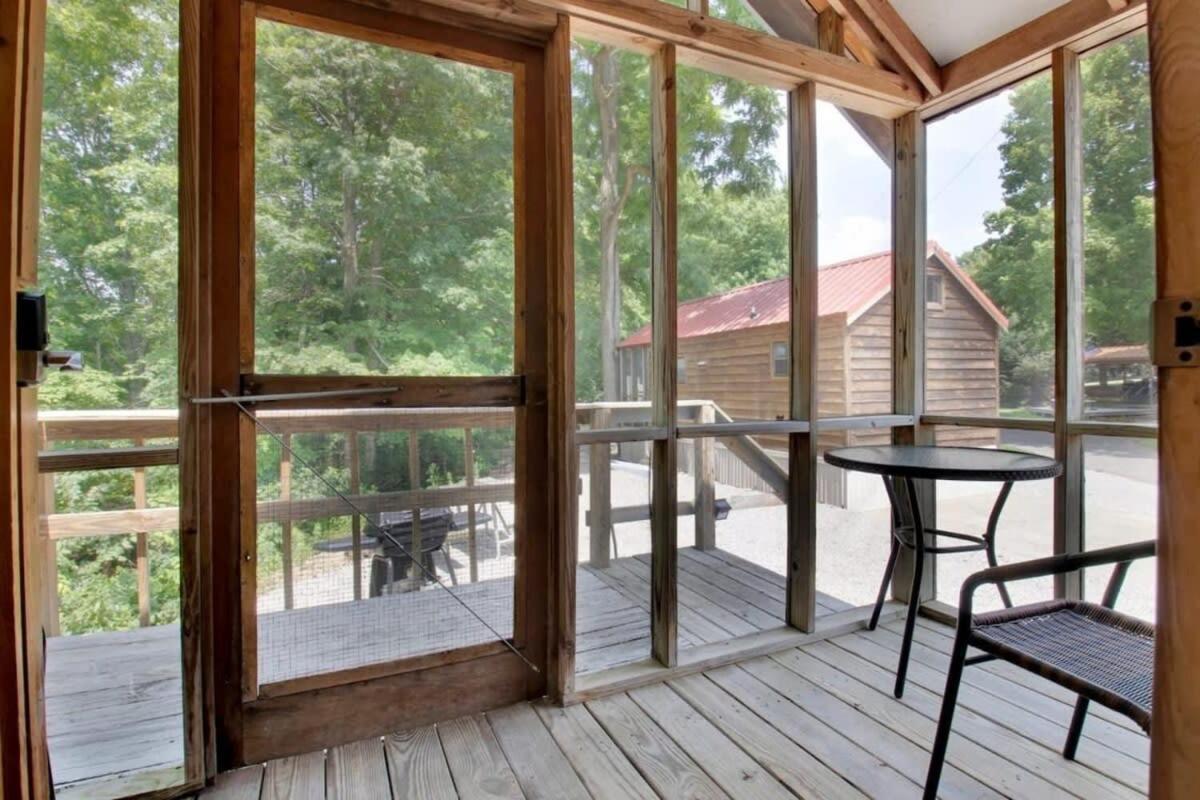 Charming Log In Holiday home *