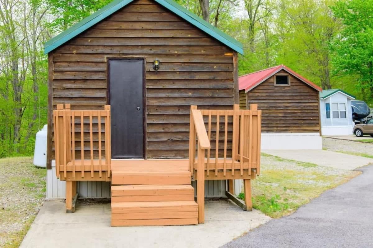 Charming Log In Hébergement de vacances Bloomington